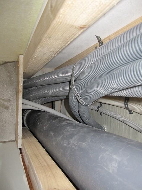 2011-05-23_033